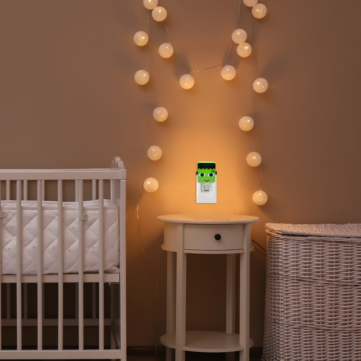 Mini Abajur Frank Luz Noturna 1w 3000k Branco Quente Bivolt Avant