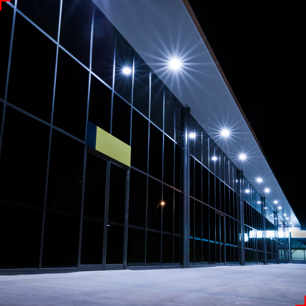 Refletor Slim 200W 6500k Branco Frio IP66 Bivolt Preto Avant