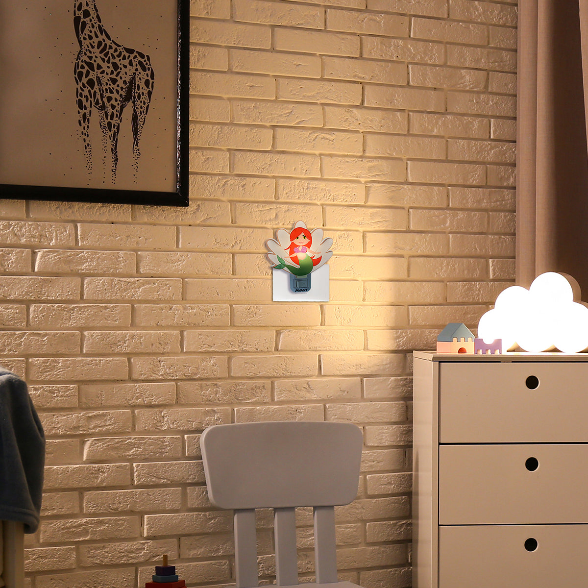 Mini Abajur Serena Luz Noturna 1w 3000k Branco Quente Bivolt Avant