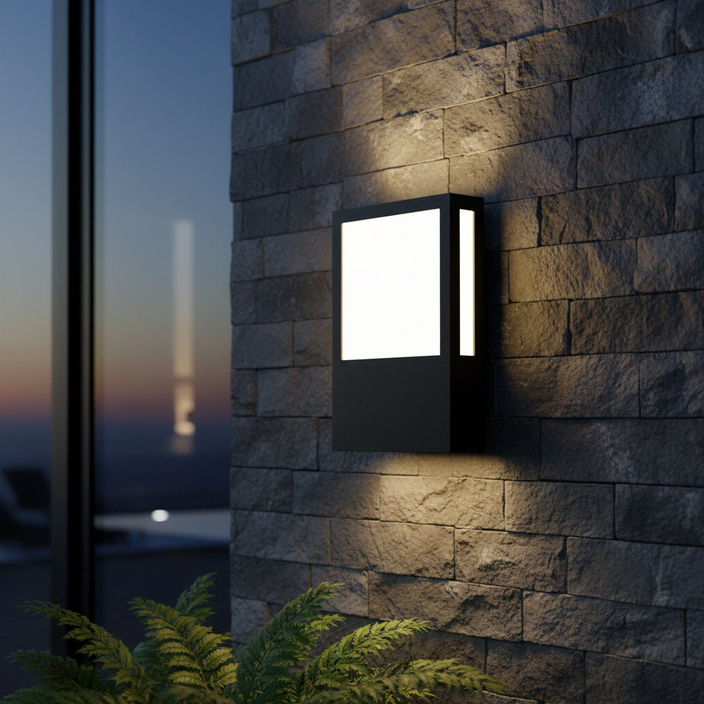 Arandela Led Cube 12W 6500k Branco Frio Bivolt IP65 Preto Avant