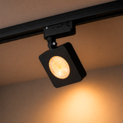 Spot Led 10w Nobby Preto Trilho Quadrado Branco Quente Branco Quente 127/220v Deluxe By Avant