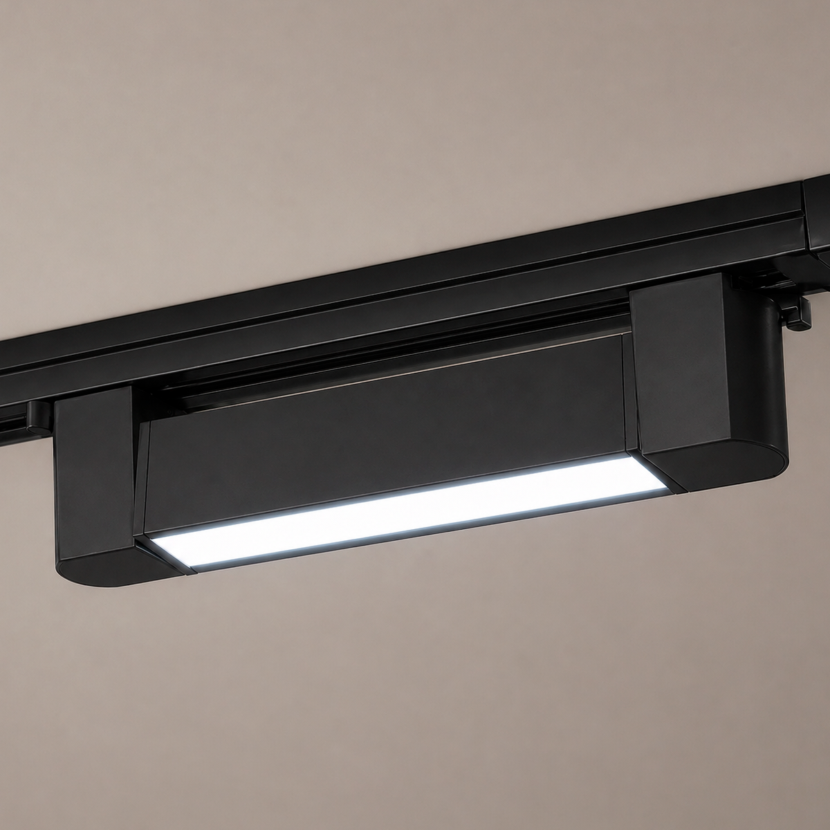 Spot Led Trilho Authentic Linea 10w 6500k Branco Frio IP20 Bivolt Preto Avant