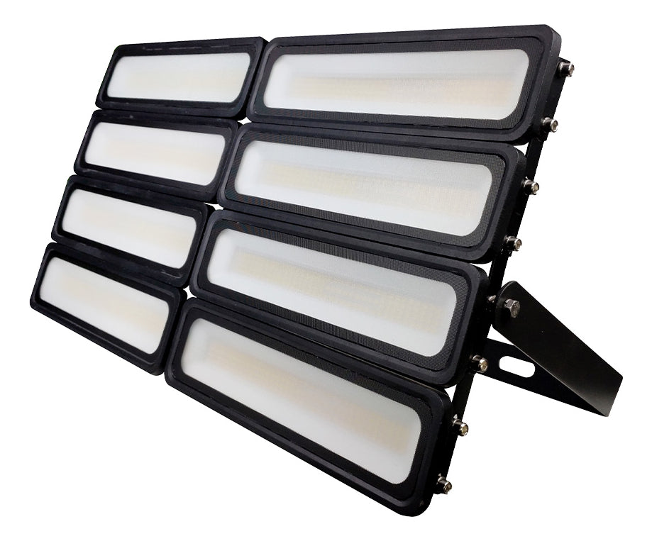 Refletor Led Facciata 400w 3000k Branco Quente Bivolt IP66 Preto Avant Pro