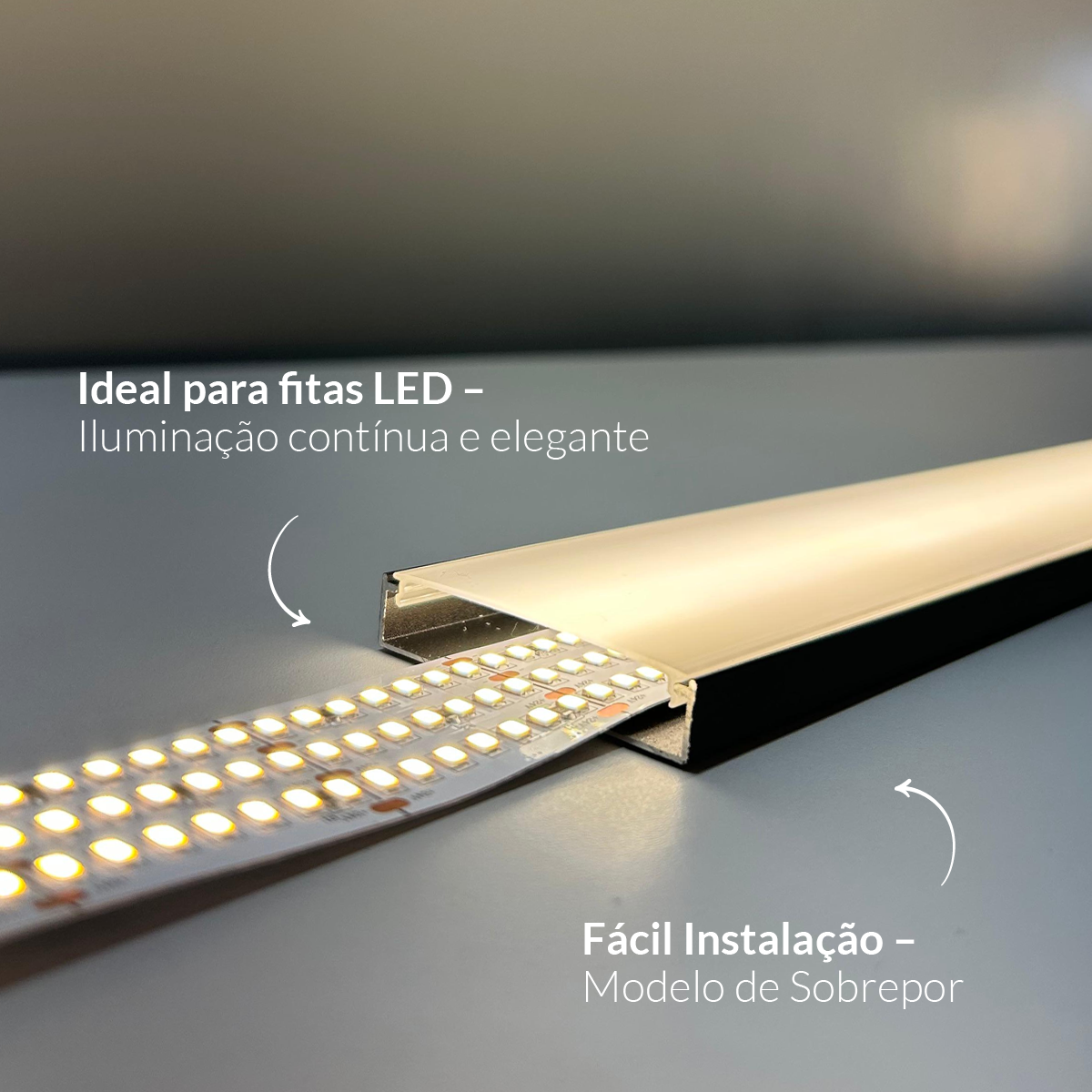 Perfil Barra Risqué Destak Sobrepor 50x10mm 2 Metros IP20 Preto Avant