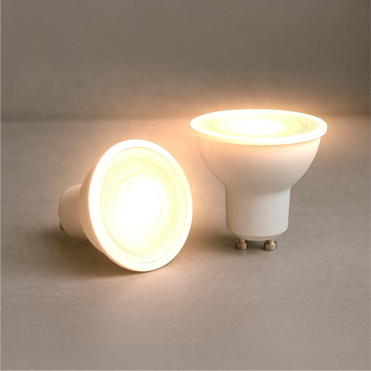 Lâmpada Led Dicróica MR16 8w 2700k Branco Quente GU10 IP20 Bivolt Branco Avant