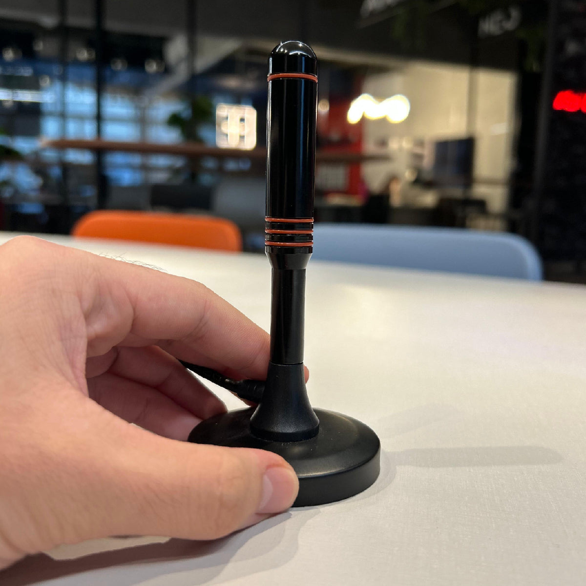 Antena Digital Tv UHD 4K Range Base Magnética e Cabo de 2,5 metros Preto Avant